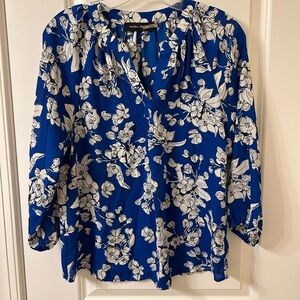 Ivanka Trump Blue and White 3/4 Sleeve Relaxed Blouse
